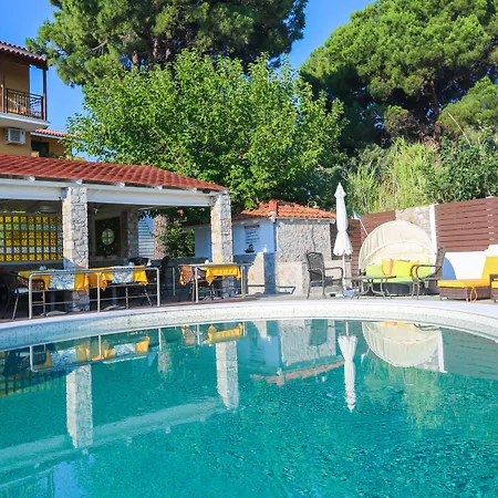 Skiathos Island 4*