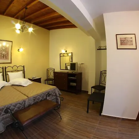 Skiathos Island 4*