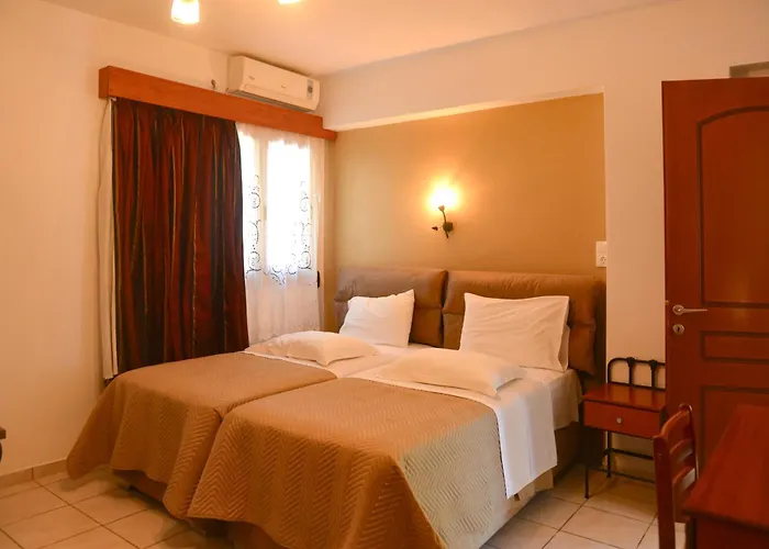 Skiathos Island מלון דירות