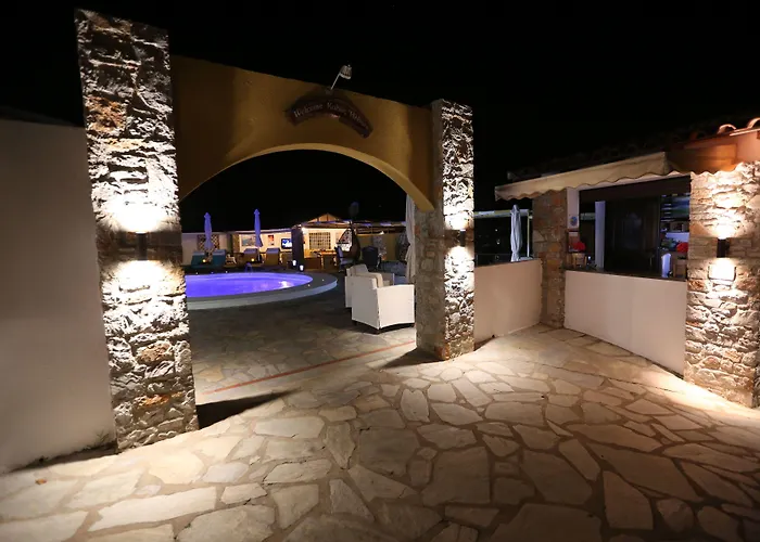 Aparthotel Skiathos Island Troulos