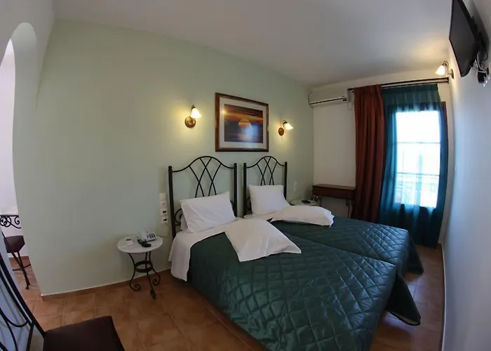 מלון דירות Skiathos Island טרולוס