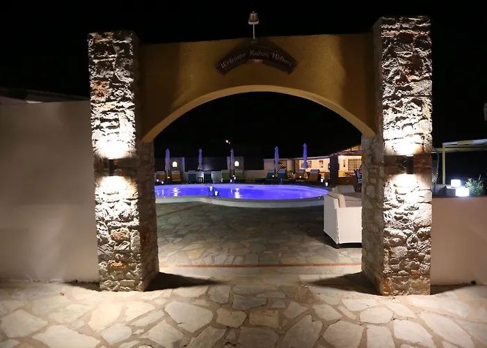 Skiathos Island מלון דירות 4*