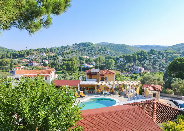 Skiathos Island 4*